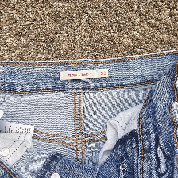 Wedgie Straight Stretch JeanLevi's® size 30 - Picture 3 of 6